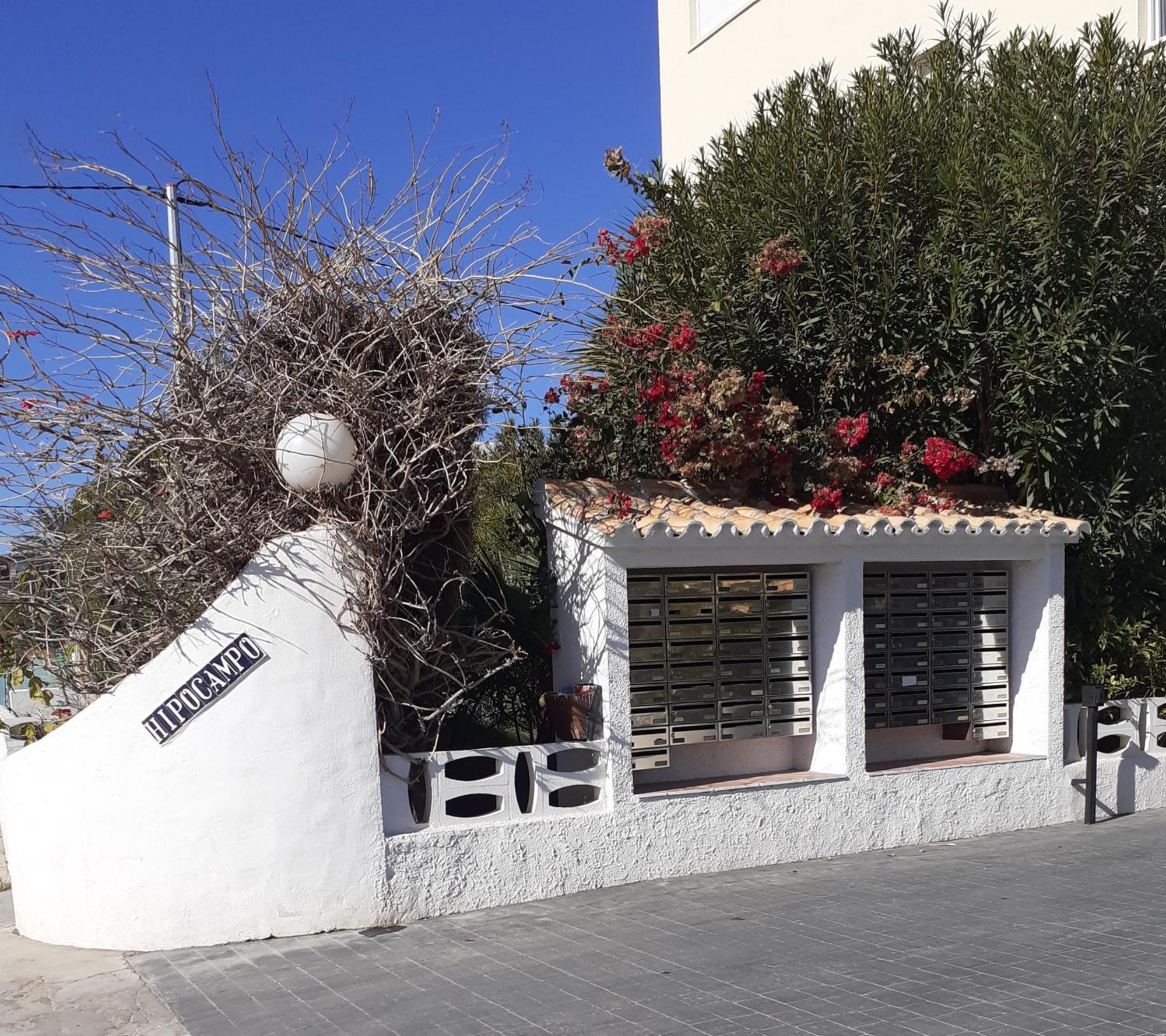 Oasis Apartments Playa Albaranas Дения Экстерьер фото